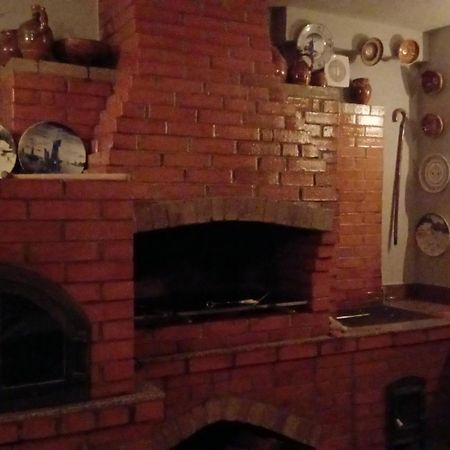 Pensiunea Carmen Bucium  Экстерьер фото